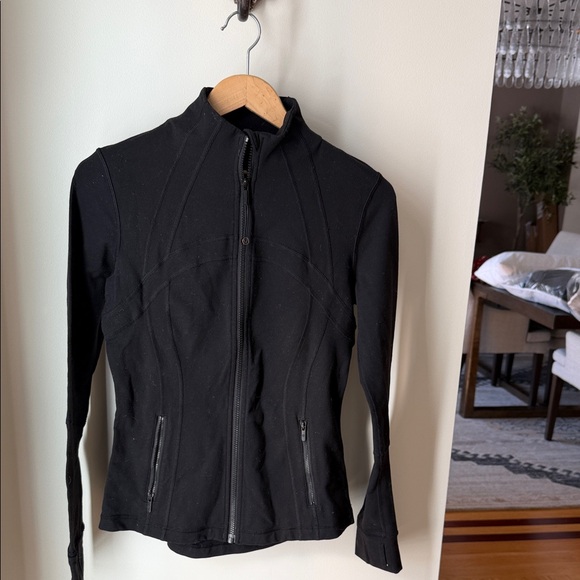 Lululemon jacket - Picture 2 of 5